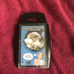 NWT SENSATIONAL SCIENCE TRIVIA CARD GAME